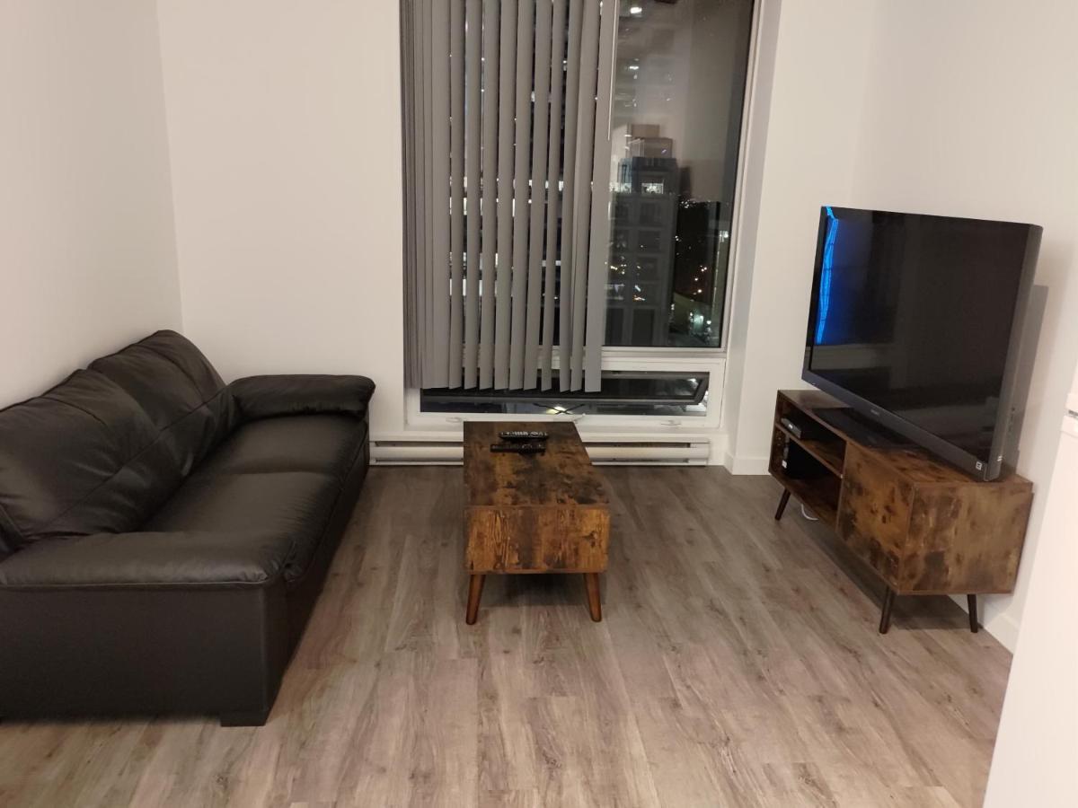 Modern Downtown Loft Near Rogers Place,Shaw Conf Apartment Edmonton Exterior photo